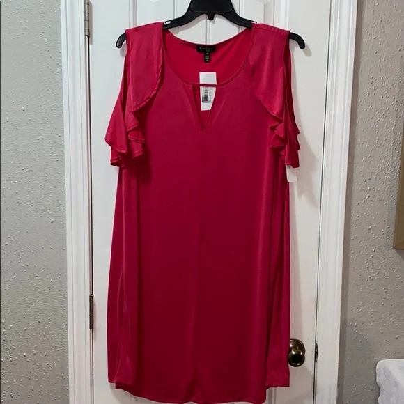 jessica simpson off the shoulder dress Jessica Simpson Steps Out in a One-Shoulder Gown
